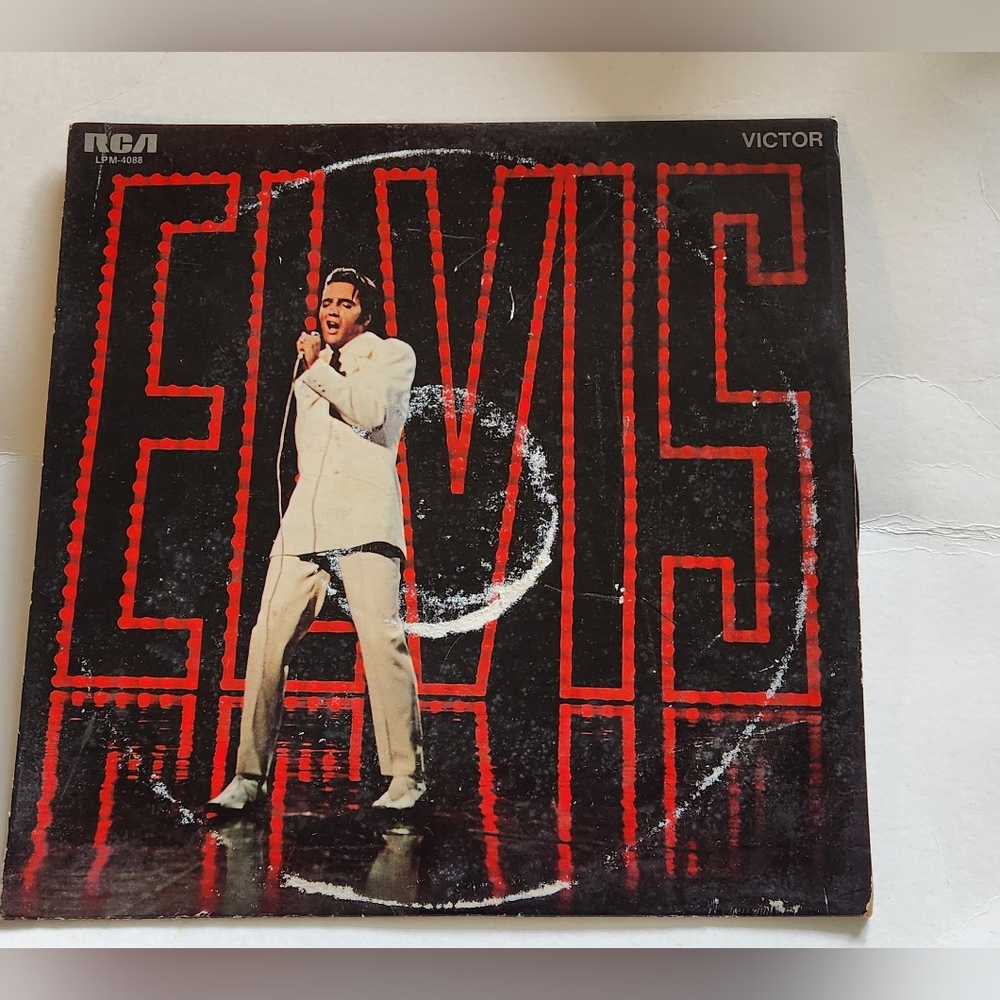 Vintage "Elvis" Presley Record Album